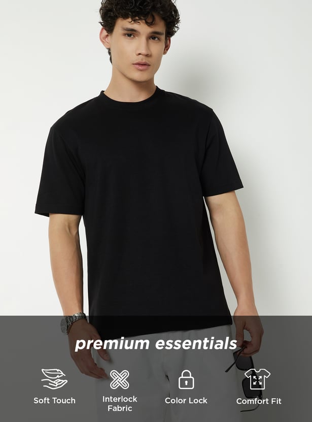 Regular fit Black Tshirt